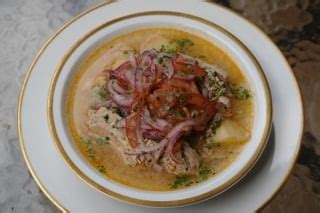 Ecuadorian Encebollado tuna fish soup with pickled onions - Laylita.com