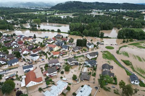 Kako Pomagati Prizadetim V Neurjih In Poplavah