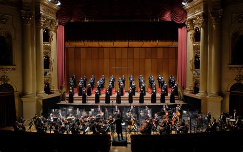 Arena L Ultima Fuga E Il Requiem Mozart E Cherubini Al Filarmonico