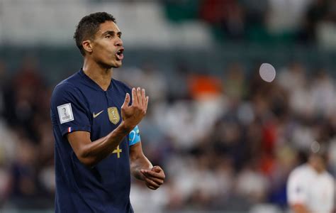 Officiel Rapha L Varane Prend Sa Retraite Internationale Actusports Fr