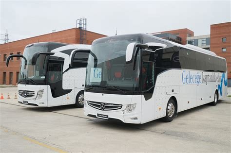 Mercedes Benz Travego Ve Tourismo Y L Yeni Donan M