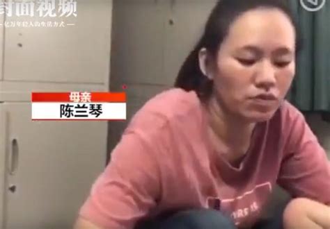 4歲兒患白血病沒錢醫 父抱女兒舉廣告牌「轉讓女兒救兒子」被罵翻：人口販賣？ Teepr 亮新聞