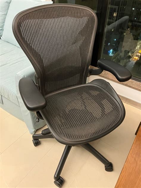 Herman Miller Aeron Chair 傢俬＆家居 傢俬 椅子 Carousell