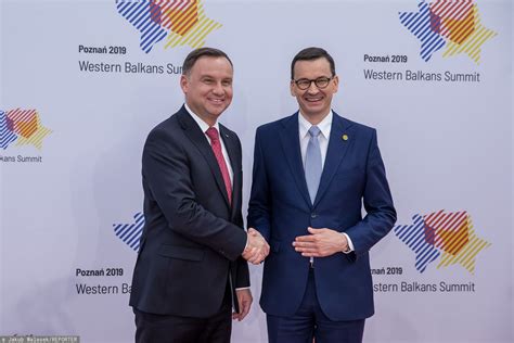 Sondaż Andrzej Duda i Mateusz Morawiecki w oczach Polaków Ocenili ich