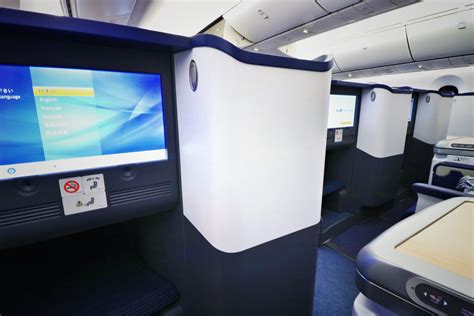 ANA_787_business_class_seat_bed12 - God Save The Points