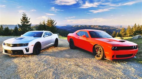 Dodge Challenger Srt Hellcat Vs Chevrolet Camaro Zl In Latest Head