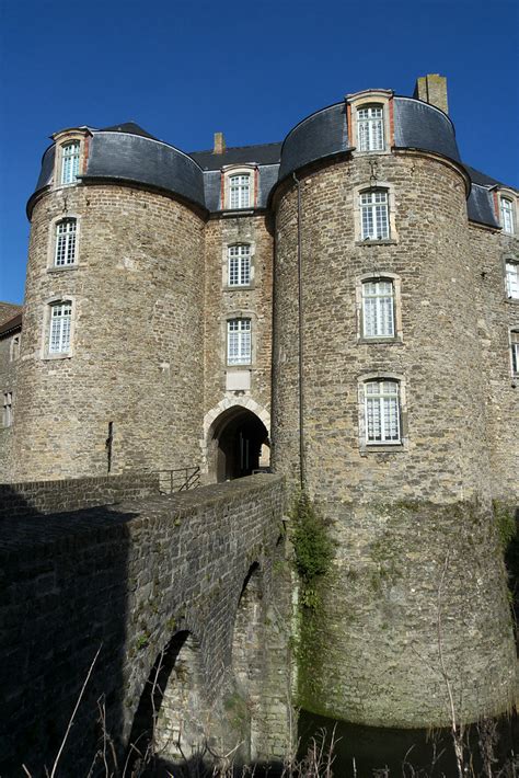 Boulogne sur Mer château musée entrée réf 19836 yann tierny Flickr