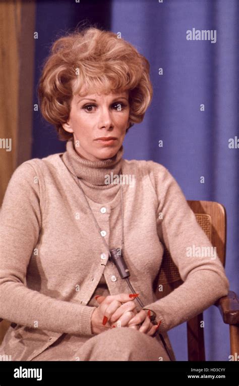 Joan Rivers 1976 Stock Photo Alamy