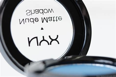L ombre à paupières Nyx nude matte shadow en teinte voyeur Shadow