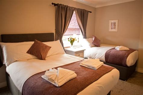 Rowton Poplars Hotel Prices And Guest House Reviews England