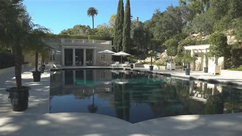 Los Angeles mansion sells for about $150M, sets state record | WKRC