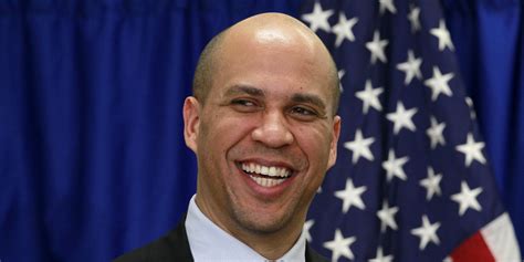 Cory Booker wiki, bio, age, office, vegan, politics, president, wife, net worth