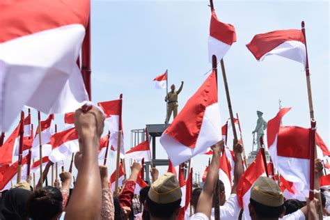 412 Mentahan Background Bendera Merah Putih Presiden Pictures MyWeb