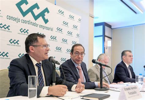 2019 sep 26 Rueda de prensa sobre Promoción Industrial entre el CCE