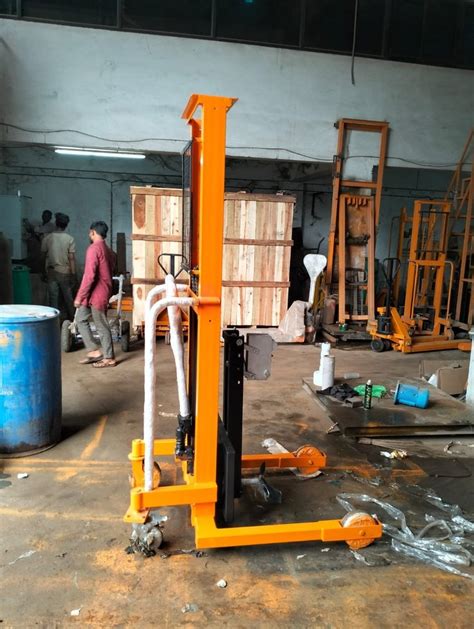 Hydraulic Drum Lifter Cum Tilter at Rs 49000 हइडरलक डरम लफटर