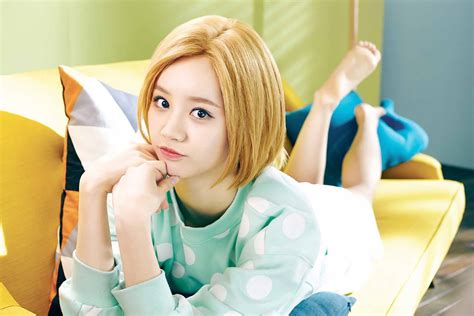 Lee Hyeri Wallpaper 42146 Asiachan Kpop Image Board