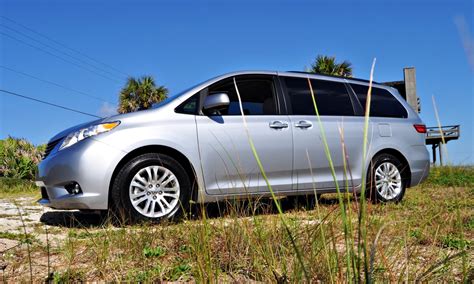 2015 Toyota Sienna Xle Premium Awd Review