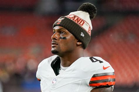 Deshaun Watson Faces Backlash From Fans As Cleveland Browns Begin 2023