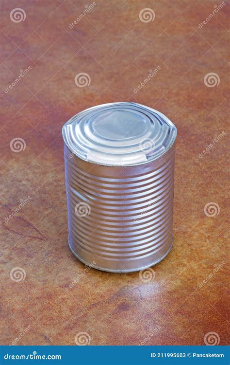 Bulging Food Can Stock Image Image Of Damaged Pressure 211995603