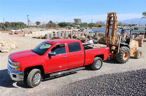 Chevrolet Silverado Wd Ltz Crew Cab Around The Block