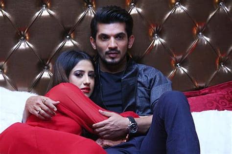 Arjun Bijlani And Alisha Panwar Take Romance To Another Level In Ishq