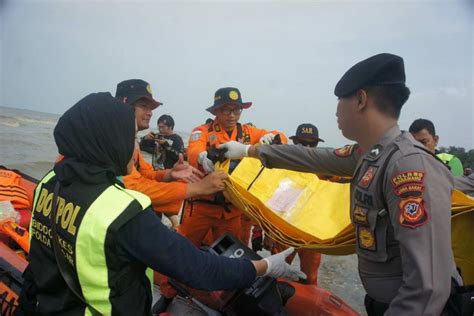 Foto Fakta Pencarian Korban Lion Air Jt Dua Jasad Bayi Hingga