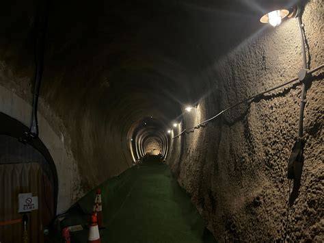 Unexplored Historical ”kamenose Tunnel” Japan Dictionary