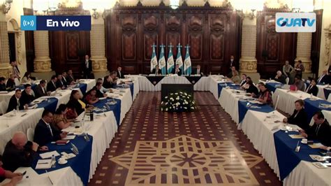 EnDirecto El presidente Bernardo Arévalo de León dirige la tercera