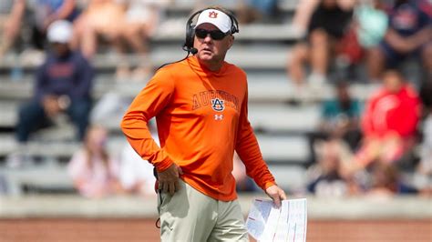 Auburn coach offers dire update on running back's condition following ...