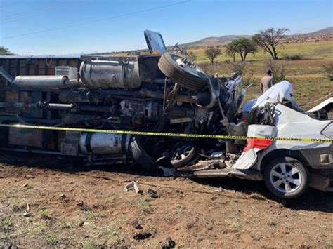 Accidente En Carretera De Durango Deja 5 Muertos