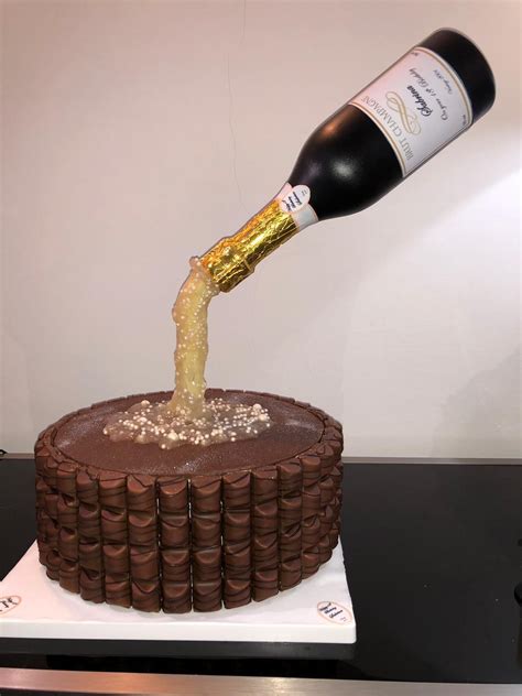 18th Champagne Bottle Birthday Cake With Bueno Edging How To Make