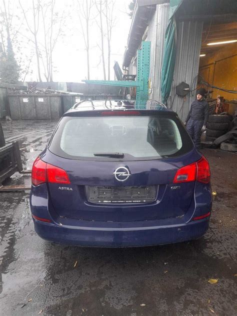 Opel Astra J 1.7 A17DTR 2011г. НА ЧАСТИ! гр. Сливен Промишлена зона ...