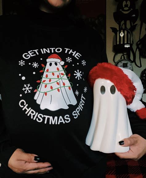 What Is Creepmas The Christmas And Halloween Mashup Holiday Explained