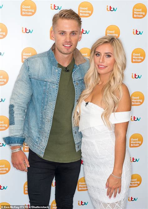 Love Island S Ellie Brown Sends Temperatures Soaring In Teal Lingerie