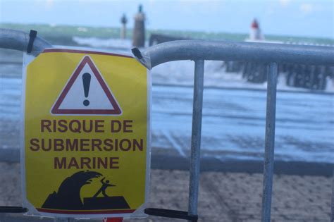 Pays Basque Le littoral placé en vigilance jaune aux vagues submersion