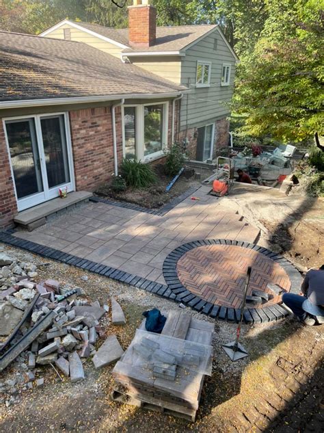 The Best Brick Paver Patio And Retaining Wall In Bloomfield Hills Odd