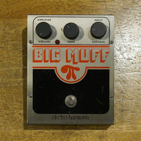 Electro Harmonix Big Muff Pi Fuzz Effects Pedal Used