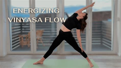 Energizing 20 Min Vinyasa Flow Intermediate Full Body Yoga Class For