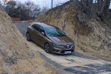 Test Renault Megane Iv Tce Km Skok O Par Poziom W Opinie