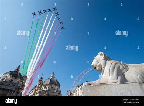 Patrouille Nationale Acrobatique Frecce Tricolori Banque De