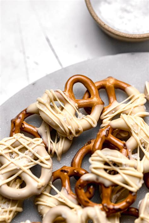 Caramelized White Chocolate Covered Pretzels - Sloane's Table