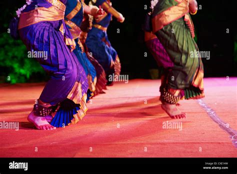 Women Dancers Indian Traditional Dance Festival Mamallapuram