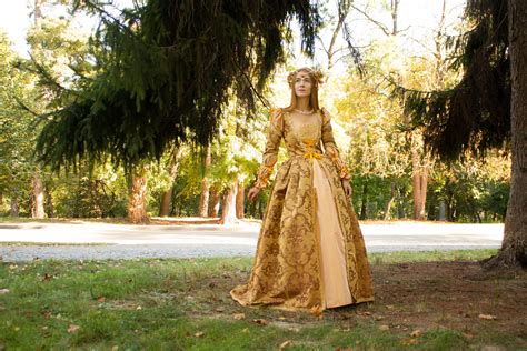 Italian Renaissance Dress Lucrezia Borgia 15th Century Dress Etsy