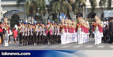 Meriah Diwarnai Kirab Budaya Puncak Acara Peringatan Hari Bhayangkara