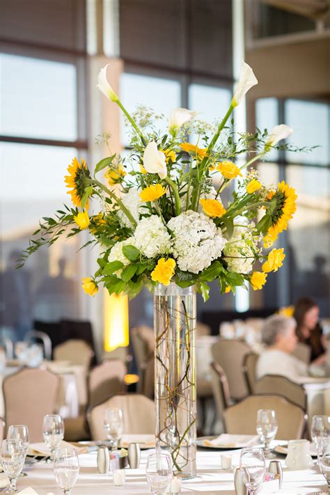 Tall White And Yellow Centerpieces Yellow Centerpieces Sunflower