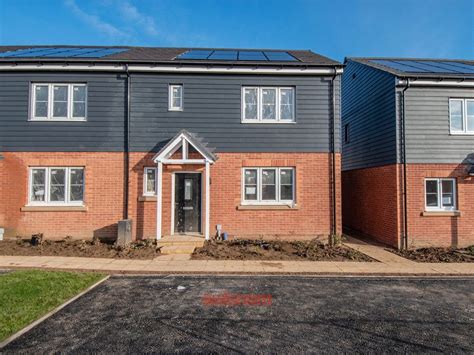 3 Bed Terraced House For Sale In Westcott Rise Westcott Way Pershore