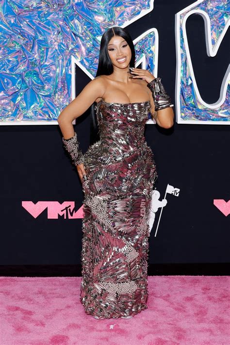 MTV VMAs Red Carpet Photos Cardi B Karol G Peso Pluma Olivia