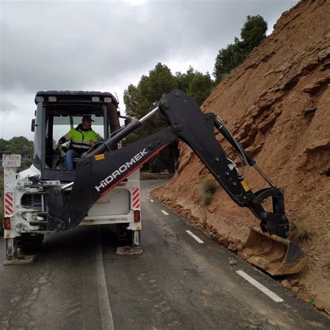 Siguen cerradas al tráfico tres carreteras de la Región de Murcia a