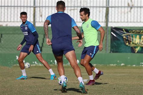 Veja Poss Vel Escala O Do Bahia Em Jogo Contra O Cuiab Neste S Bado