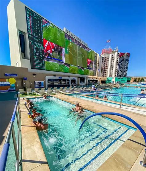 Circa Pool: 21 Things to Know About Stadium Swim (Las Vegas) - FeelingVegas